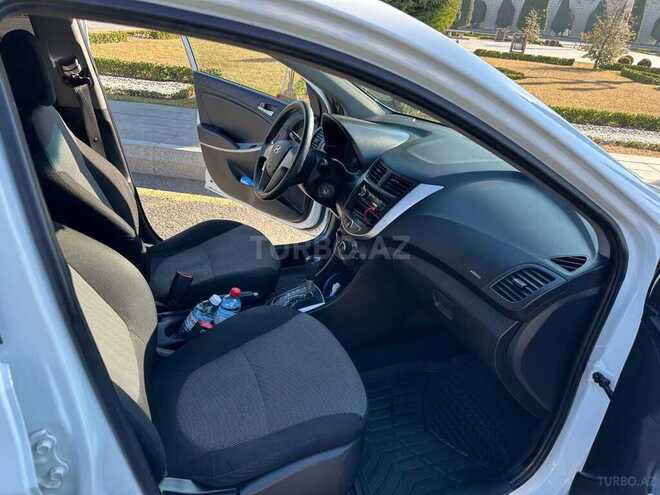 Hyundai Accent 2013, 130,000 km - 1.4 l - Gəncə