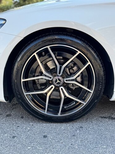 Mercedes E 220 d 2021, 97,000 km - 2.0 l - Bakı