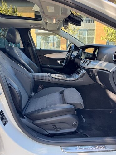 Mercedes E 220 d 2021, 97,000 km - 2.0 l - Bakı
