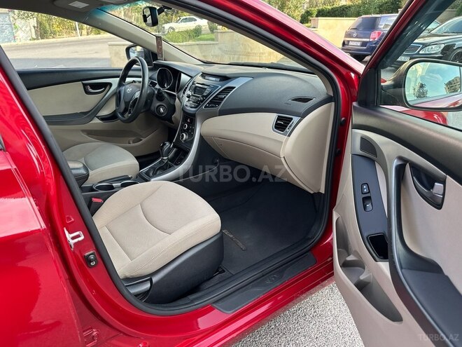 Hyundai Elantra 2015, 152,888 km - 1.8 l - Bakı