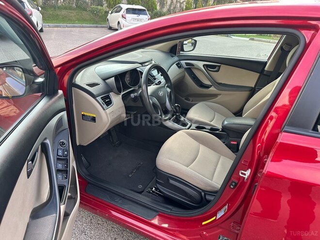 Hyundai Elantra 2015, 152,888 km - 1.8 l - Bakı