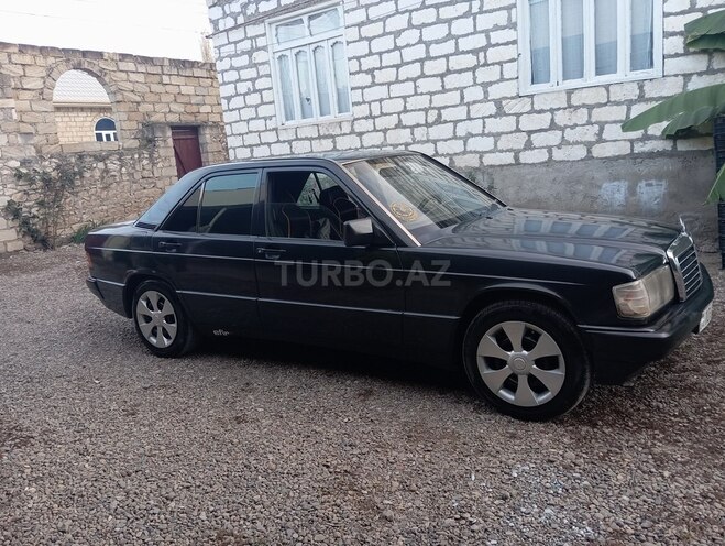 Mercedes 190 1992, 63,000 km - 2.3 l - Tovuz