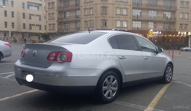 Volkswagen Passat 2005, 334,296 km - 2.0 l - Bakı