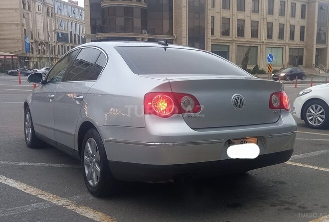 Volkswagen Passat 2005, 334,296 km - 2.0 l - Bakı