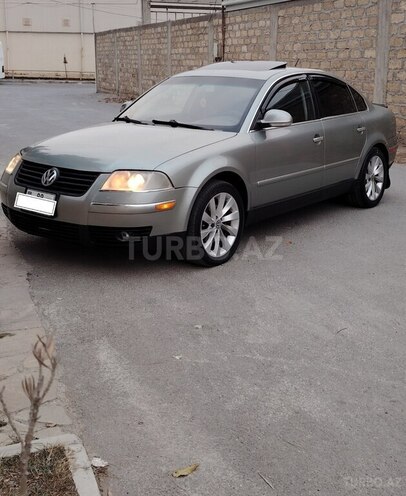 Volkswagen Passat 2004, 213,452 km - 1.8 л - Bakı