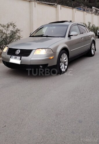 Volkswagen Passat 2004, 213,452 km - 1.8 л - Bakı