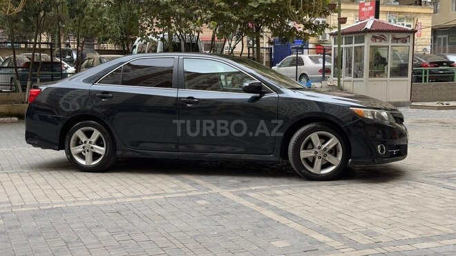 Toyota Camry 2014, 222,000 km - 2.5 л - Bakı