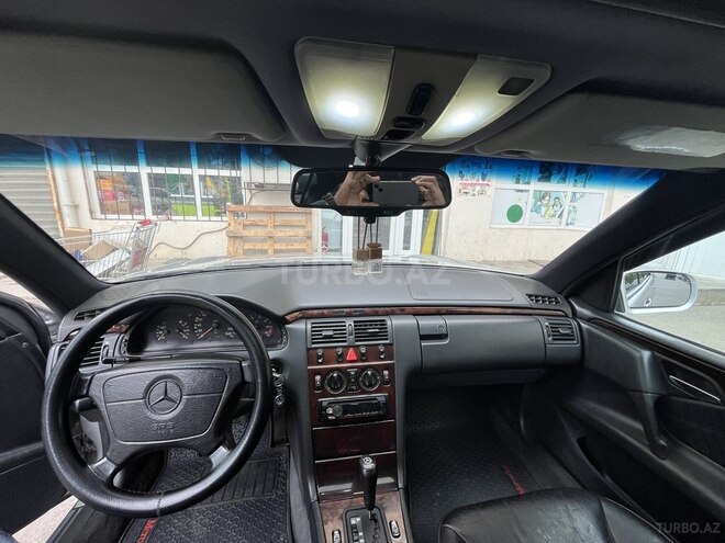 Mercedes E 230 1996, 386,421 km - 2.3 l - Sumqayıt