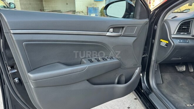 Hyundai Elantra 2017, 120,000 km - 2.0 л - Bakı