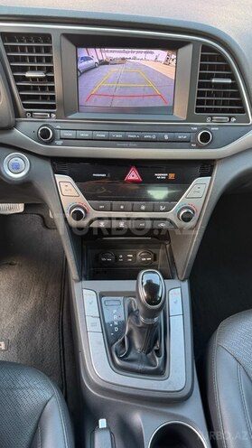 Hyundai Elantra 2017, 120,000 km - 2.0 л - Bakı