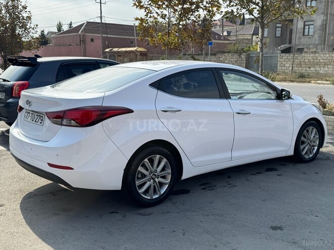 Hyundai Avante 2014, 256,000 km - 1.6 л - Bakı