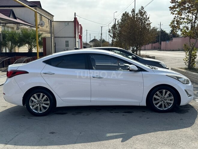 Hyundai Avante 2014, 256,000 km - 1.6 л - Bakı