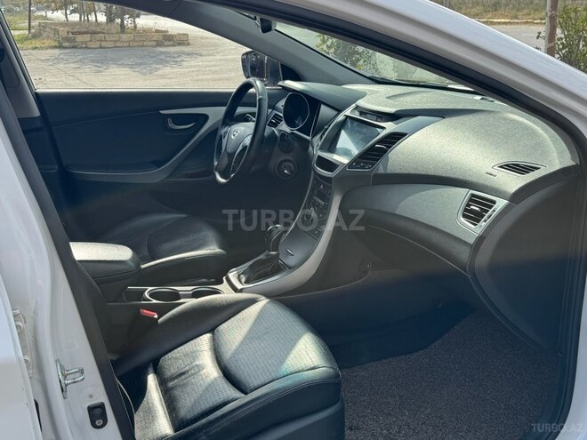 Hyundai Avante 2014, 256,000 km - 1.6 л - Bakı