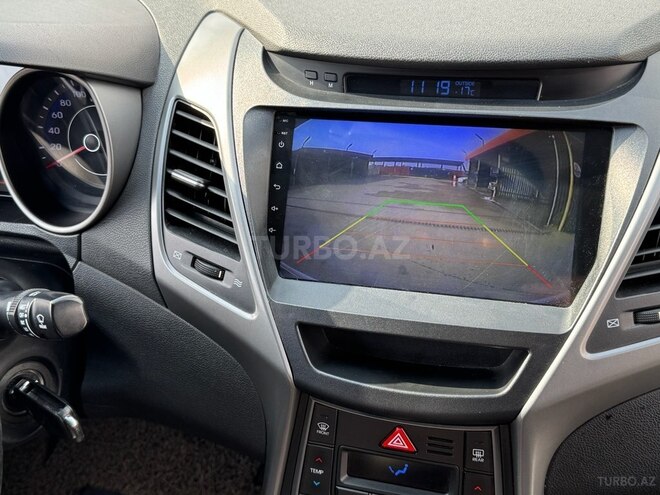 Hyundai Avante 2014, 256,000 km - 1.6 л - Bakı