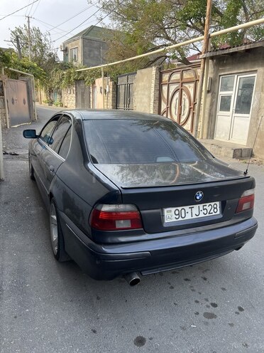 BMW 528 1999, 270,000 km - 2.8 л - Bakı