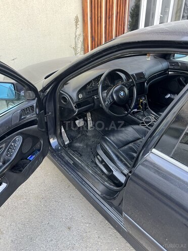 BMW 528 1999, 270,000 km - 2.8 л - Bakı