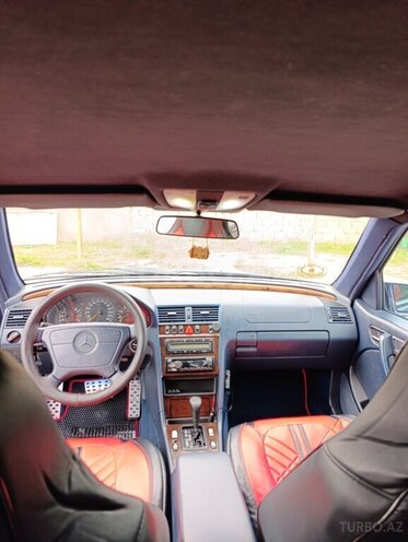 Mercedes C 240 1998, 327,000 km - 2.4 л - Bakı