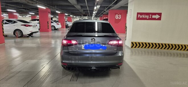 Volkswagen Jetta 2017, 168,981 km - 1.4 l - Gəncə