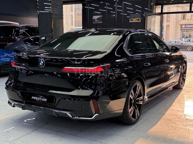 BMW 740 2023, 22,000 km - 3.0 l - Bakı
