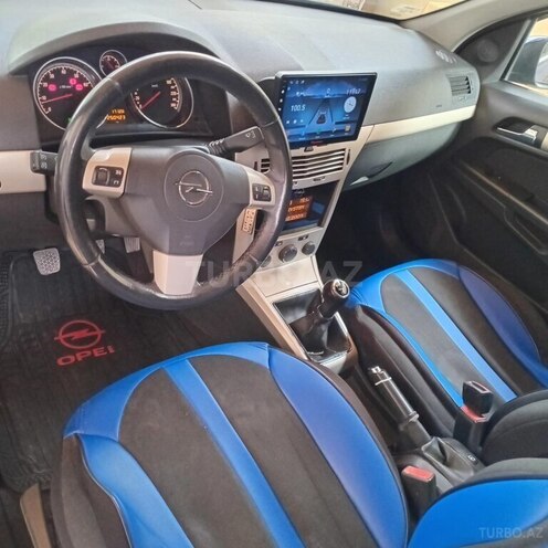 Opel Astra 2008, 250,000 km - 1.4 l - Gəncə