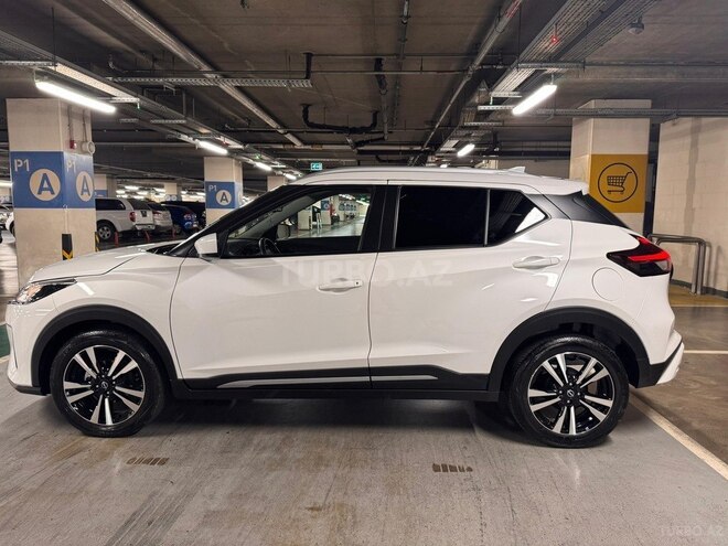 Nissan Kicks 2023, 9,500 km - 1.6 л - Bakı