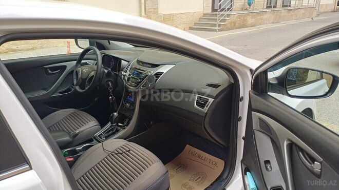 Hyundai Elantra 2014, 180,000 km - 1.8 l - Bakı