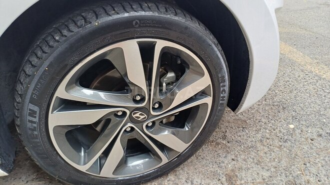 Hyundai Elantra 2014, 180,000 km - 1.8 l - Bakı