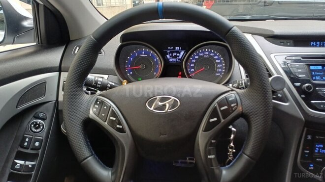 Hyundai Elantra 2014, 180,000 km - 1.8 l - Bakı