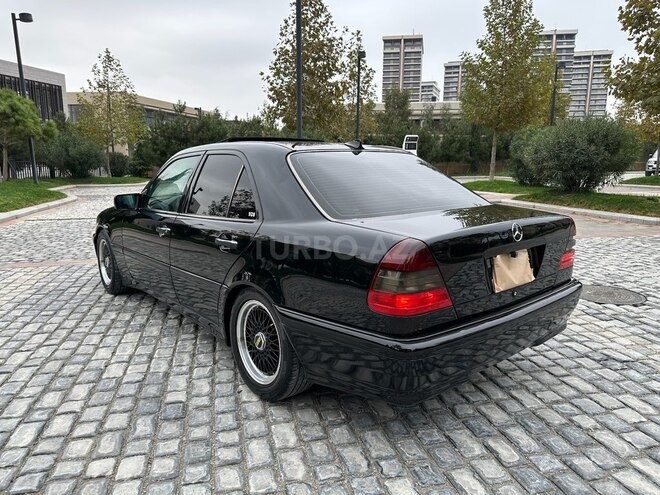 Mercedes C 230 1997, 257,000 km - 2.3 л - Bakı