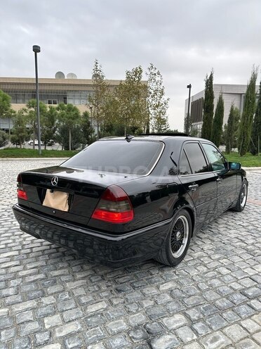 Mercedes C 230 1997, 257,000 km - 2.3 л - Bakı