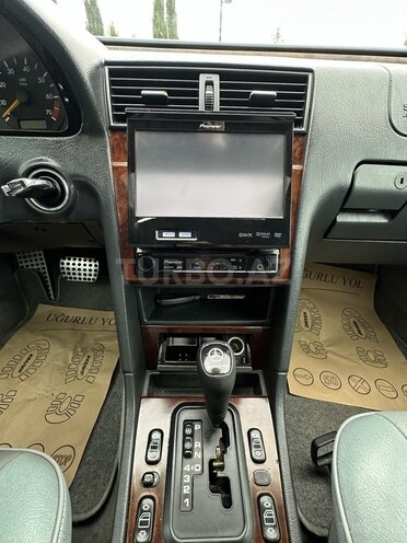 Mercedes C 230 1997, 257,000 km - 2.3 л - Bakı