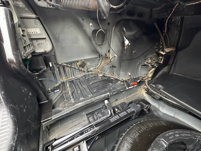 Mercedes C 230 1997, 257,000 km - 2.3 л - Bakı