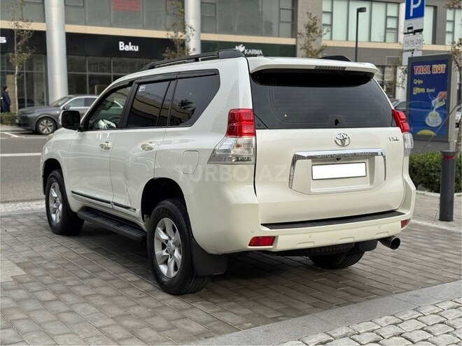 Toyota Land Cruiser Prado 2010, 200,000 km - 2.7 l - Bakı