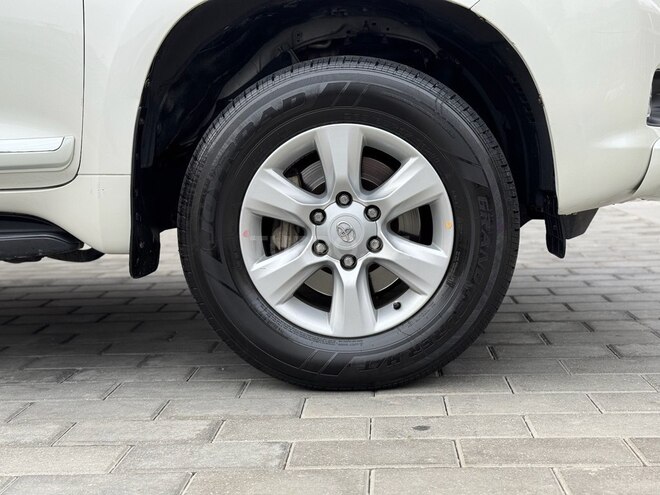 Toyota Land Cruiser Prado 2010, 200,000 km - 2.7 l - Bakı