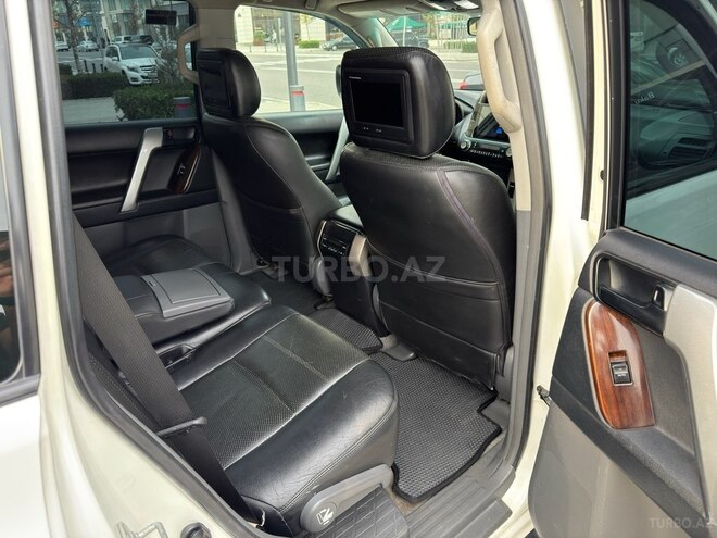 Toyota Land Cruiser Prado 2010, 200,000 km - 2.7 l - Bakı