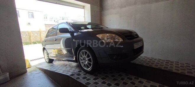 Toyota Corolla 2006, 288,000 km - 1.4 l - Bakı