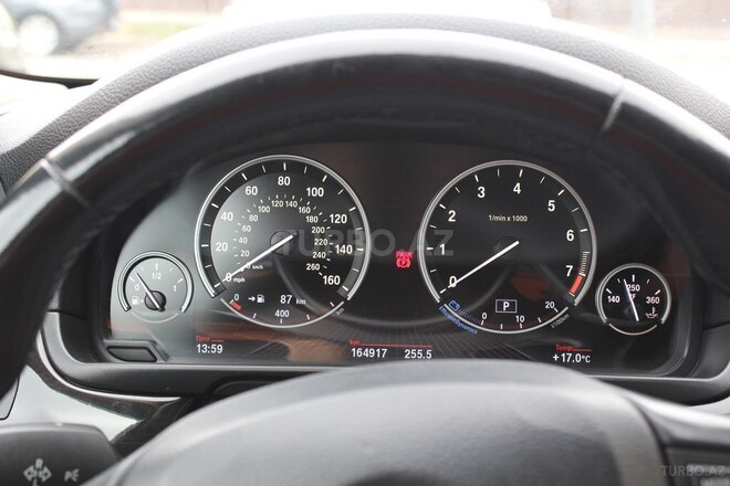 BMW 528-10