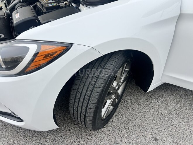 Hyundai Elantra 2017, 131,701 km - 2.0 л - Bakı