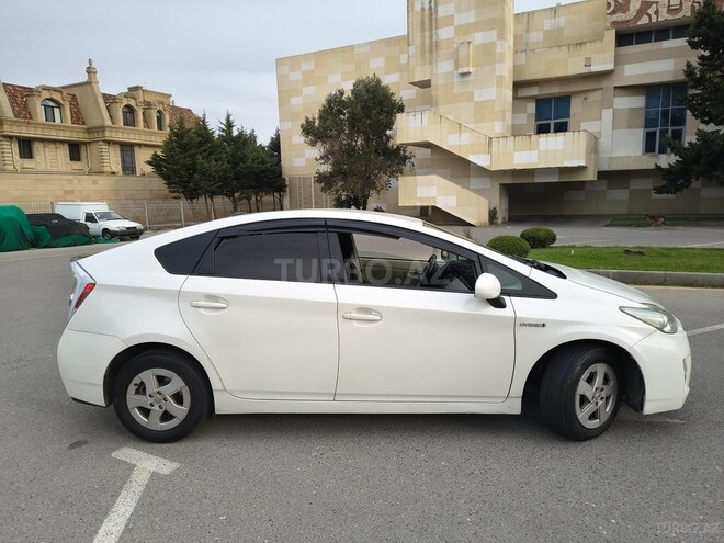 Toyota Prius 2011, 334,000 km - 1.8 l - Bakı