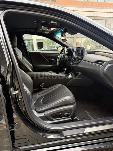Lexus ES 300h 2021, 139,500 km - 2.5 л - Bakı