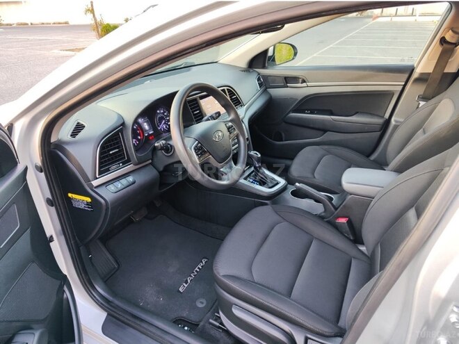 Hyundai Elantra 2018, 186,684 km - 2.0 л - Bakı