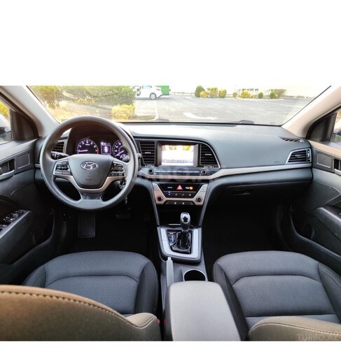 Hyundai Elantra 2018, 186,684 km - 2.0 л - Bakı