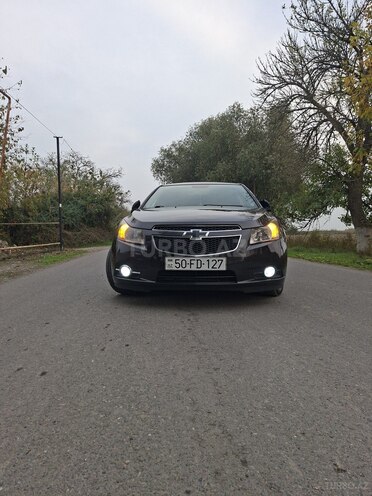 Chevrolet Cruze 2015, 293,000 km - 1.4 л - Salyan