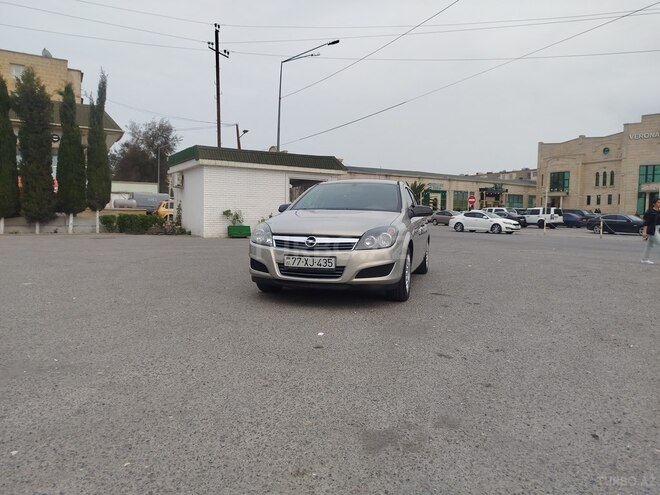 Opel Astra 2009, 203,279 km - 1.4 l - Bakı