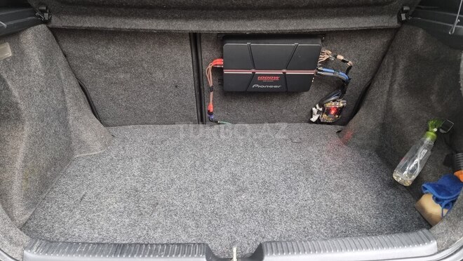 Toyota Corolla 2006, 231,500 km - 1.4 l - Bakı
