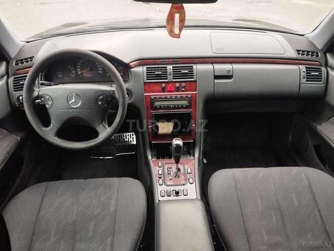 Mercedes E 270 2001, 500,000 km - 2.7 l - Bakı
