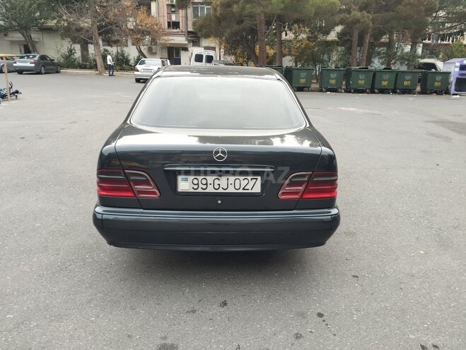 Mercedes E 270 2001, 500,000 km - 2.7 l - Bakı