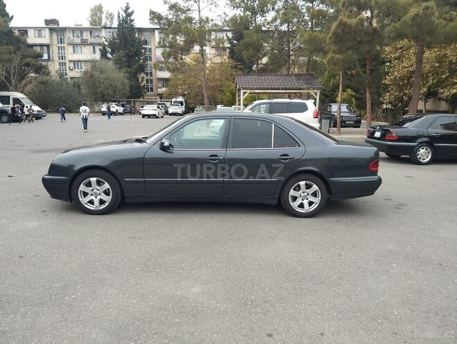Mercedes E 270 2001, 500,000 km - 2.7 l - Bakı