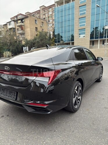 Hyundai Elantra 2023, 28,700 km - 1.6 л - Bakı