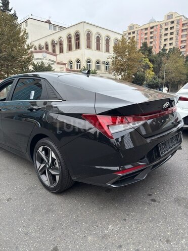 Hyundai Elantra 2023, 28,700 km - 1.6 л - Bakı
